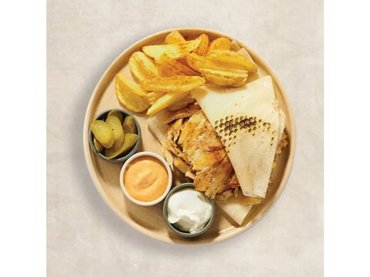 شرائح شاورما الدجاج مع البطاطا