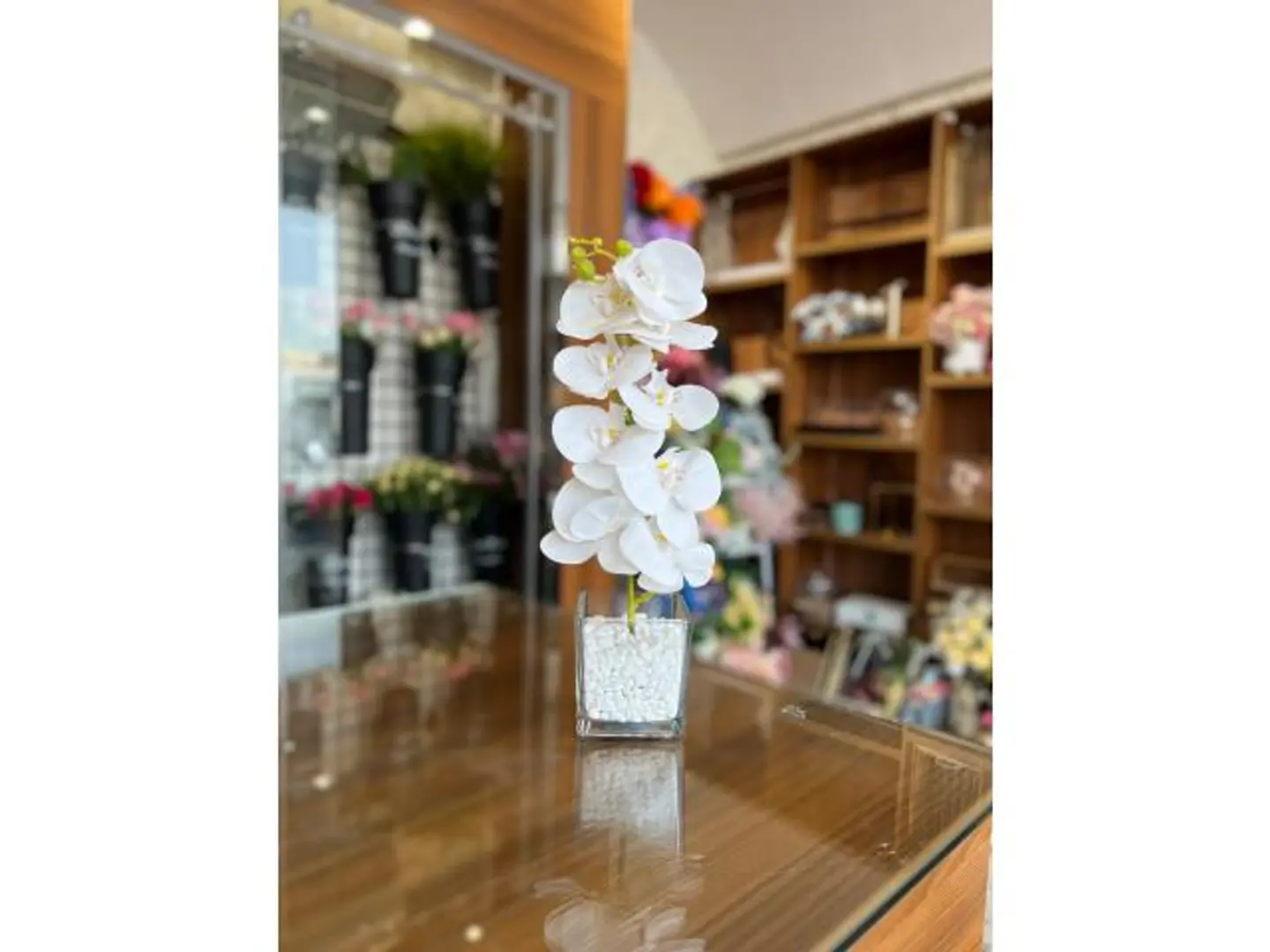 White Love Vase