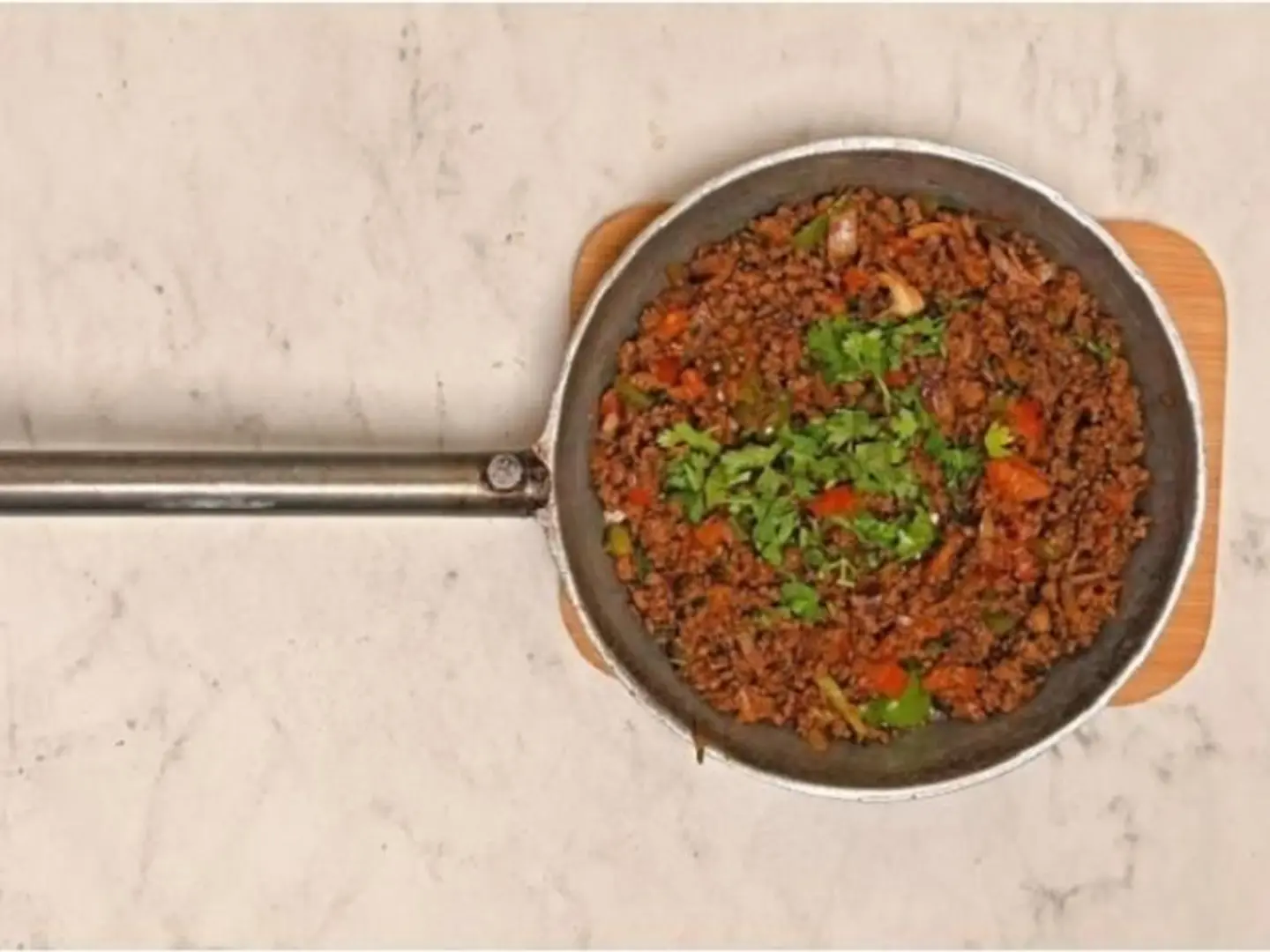 صحن مفروم بالحمص