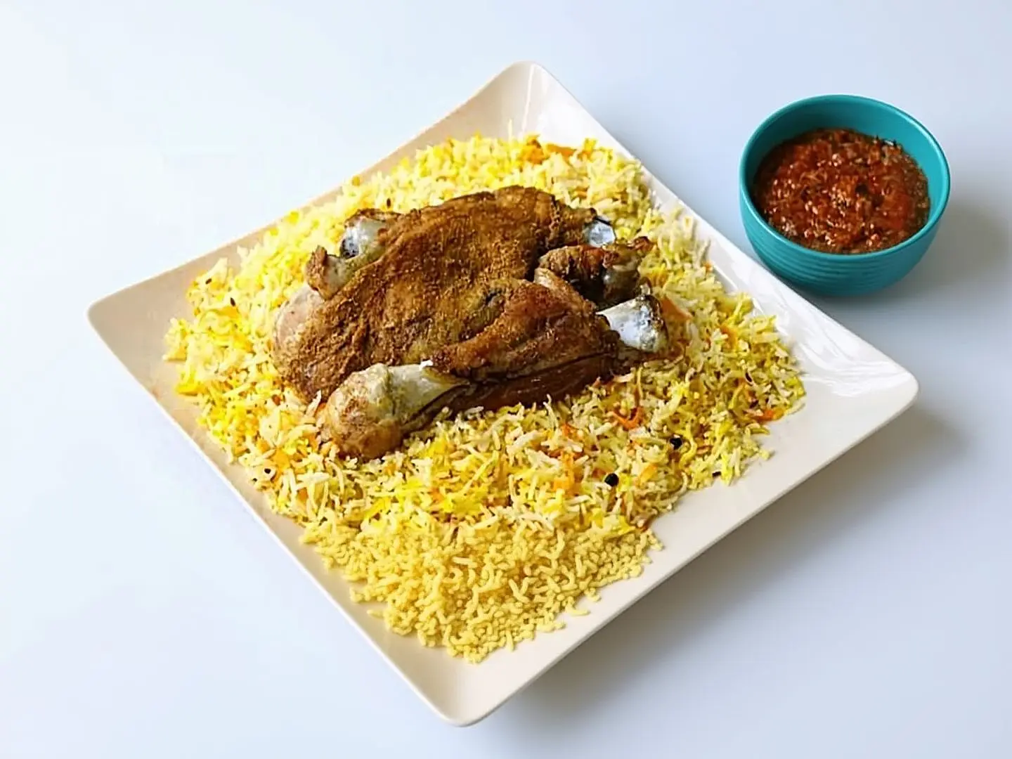 لحم حنيذ مع الأرز