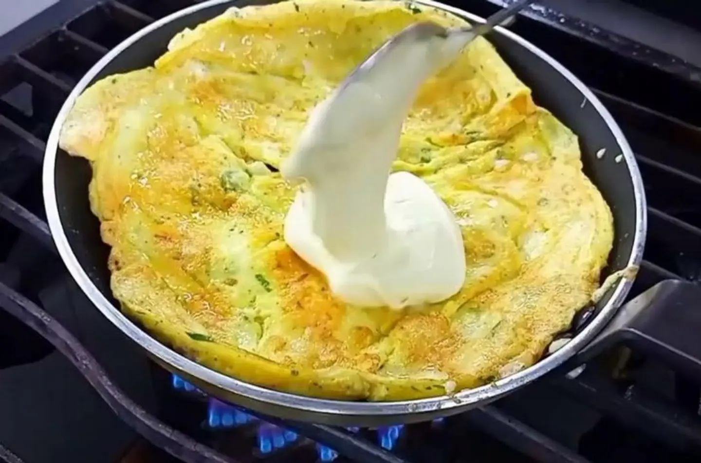 بيض مقلي بالجبن