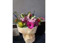 Fuchsia Gerbera Bouquet