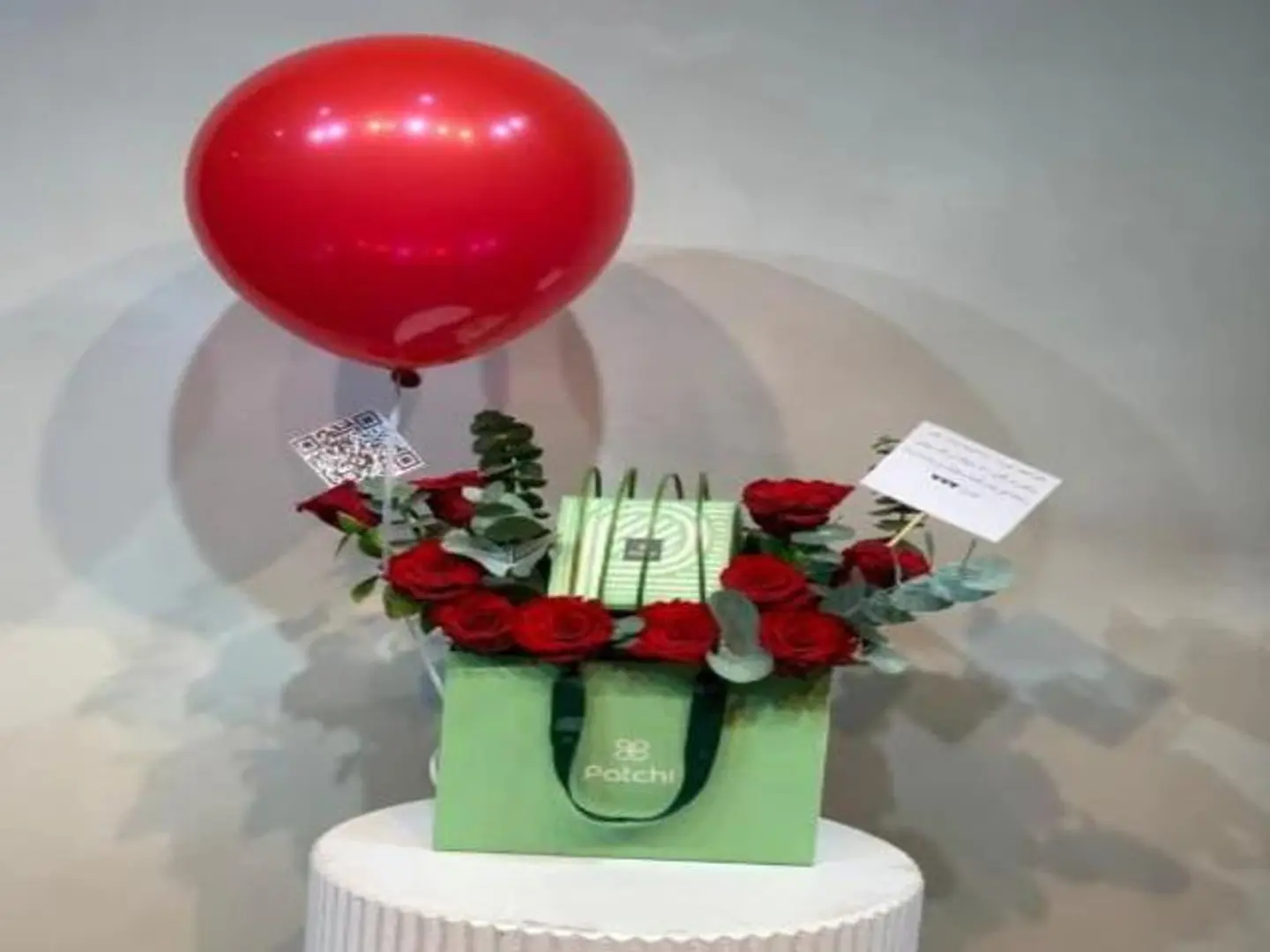 تنسيق ورد مع شوكلاتة باتشي 1