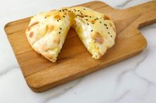 فطيره طحينية جبن