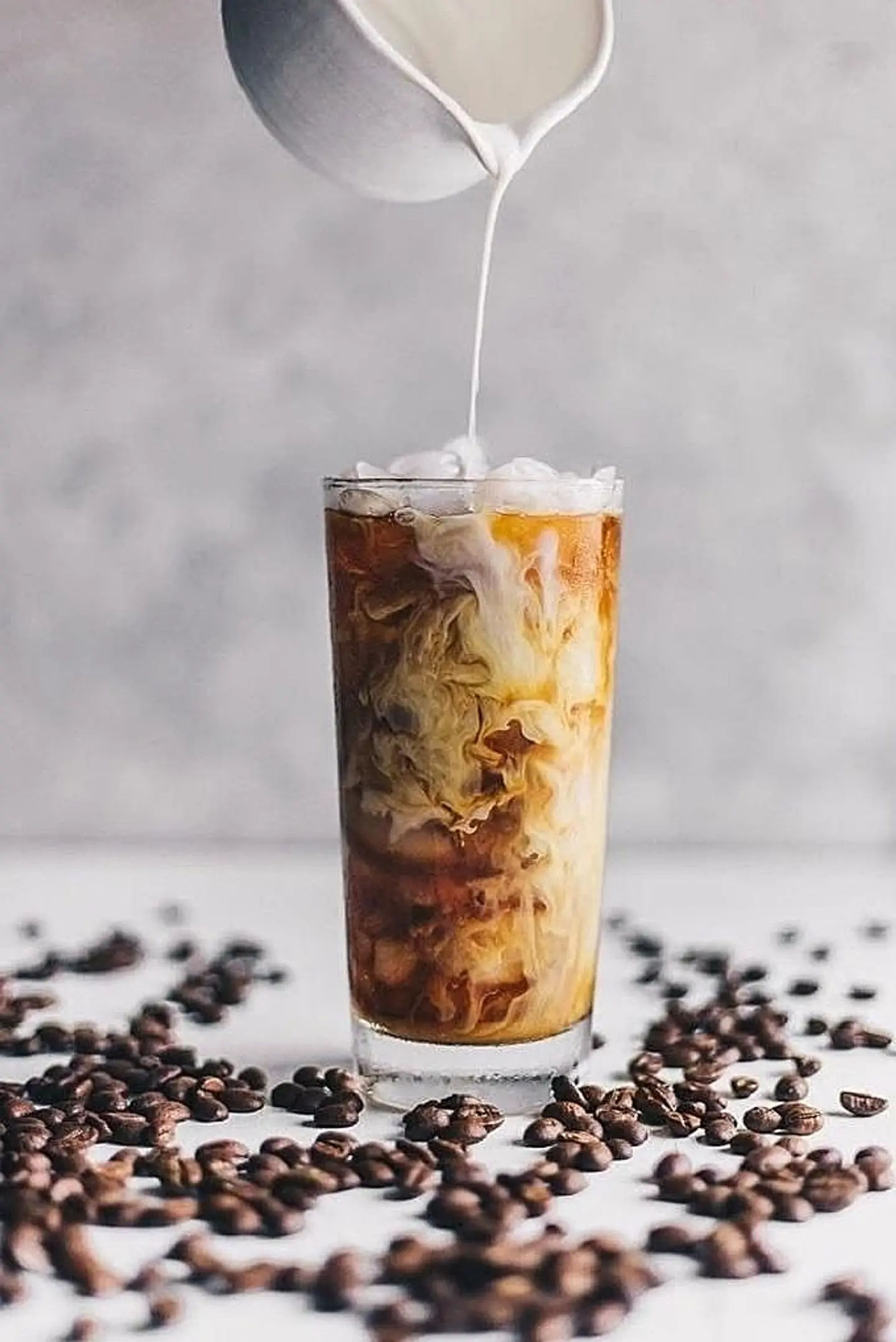 Ice Shaken White Mocha