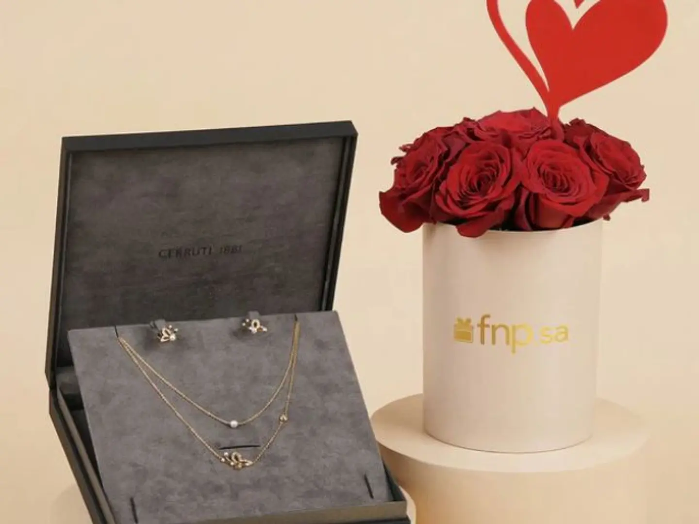 Cerruti Jewelry Set, Gold Plated And Red Rose