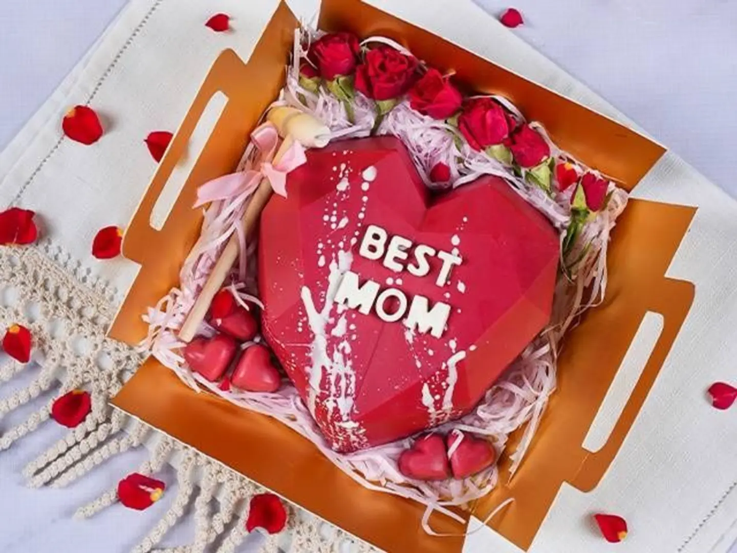 Red Heart With Word (Best Mom)