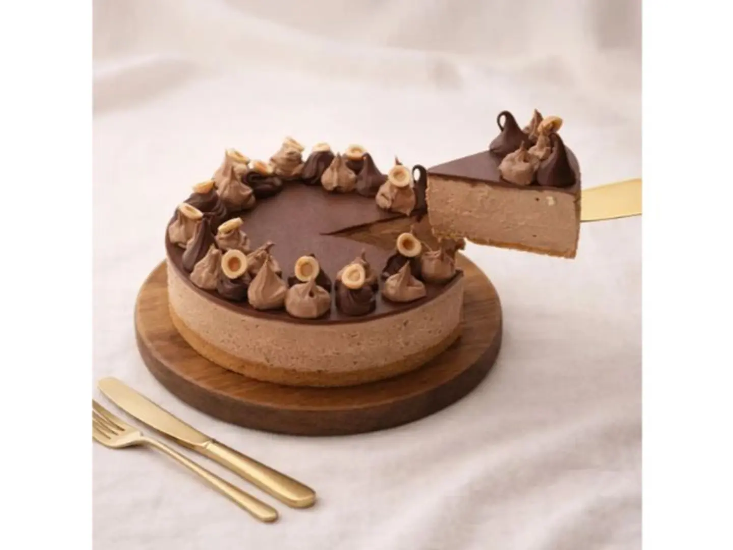 تشيز كيك نوتيلا بالبندق - 500 غرام