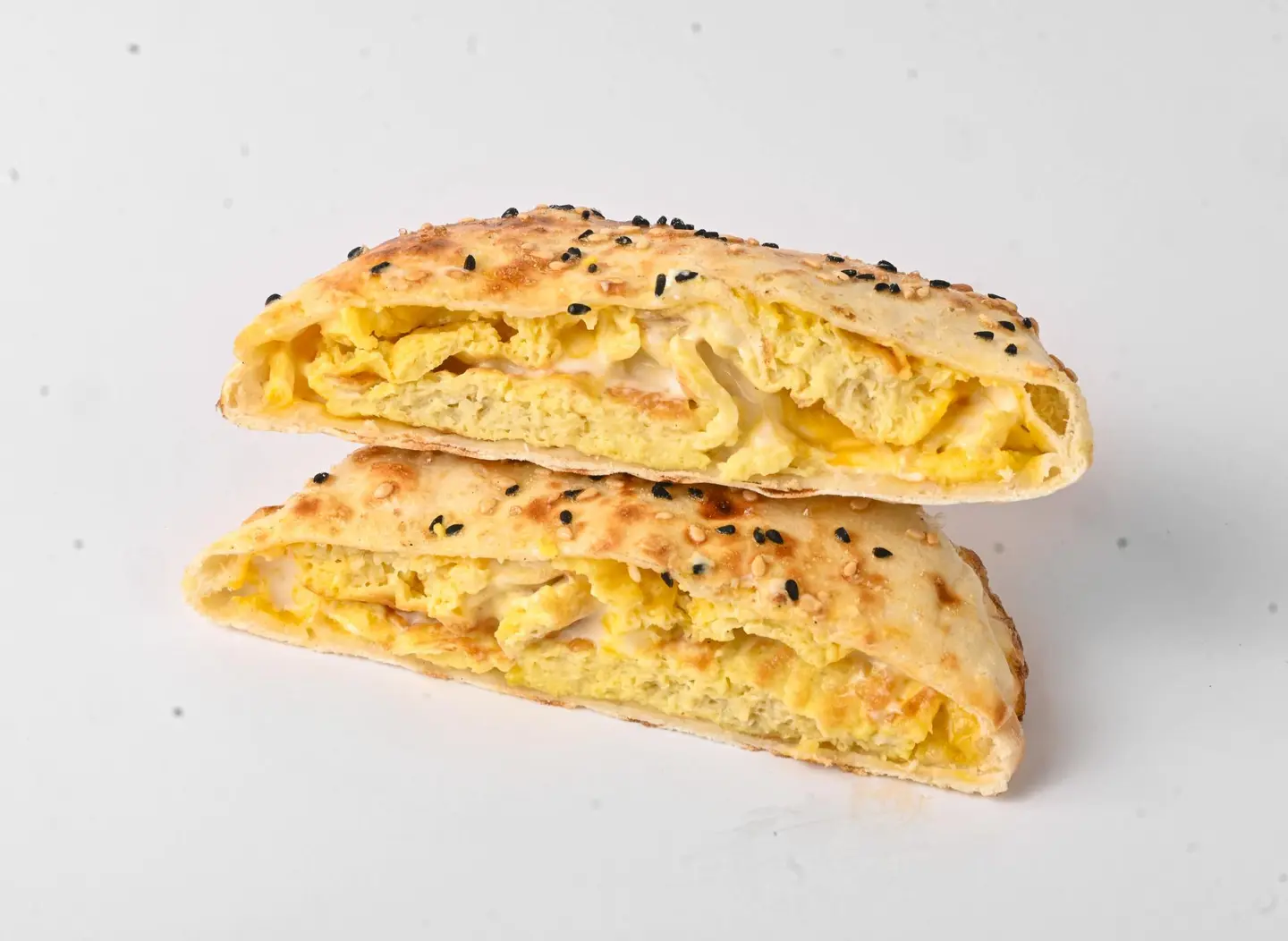 بيض بالجبن