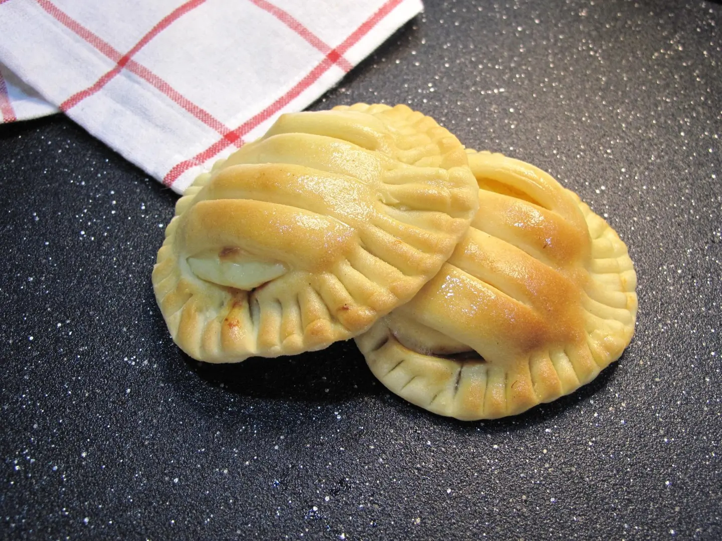 بيض بالجبن