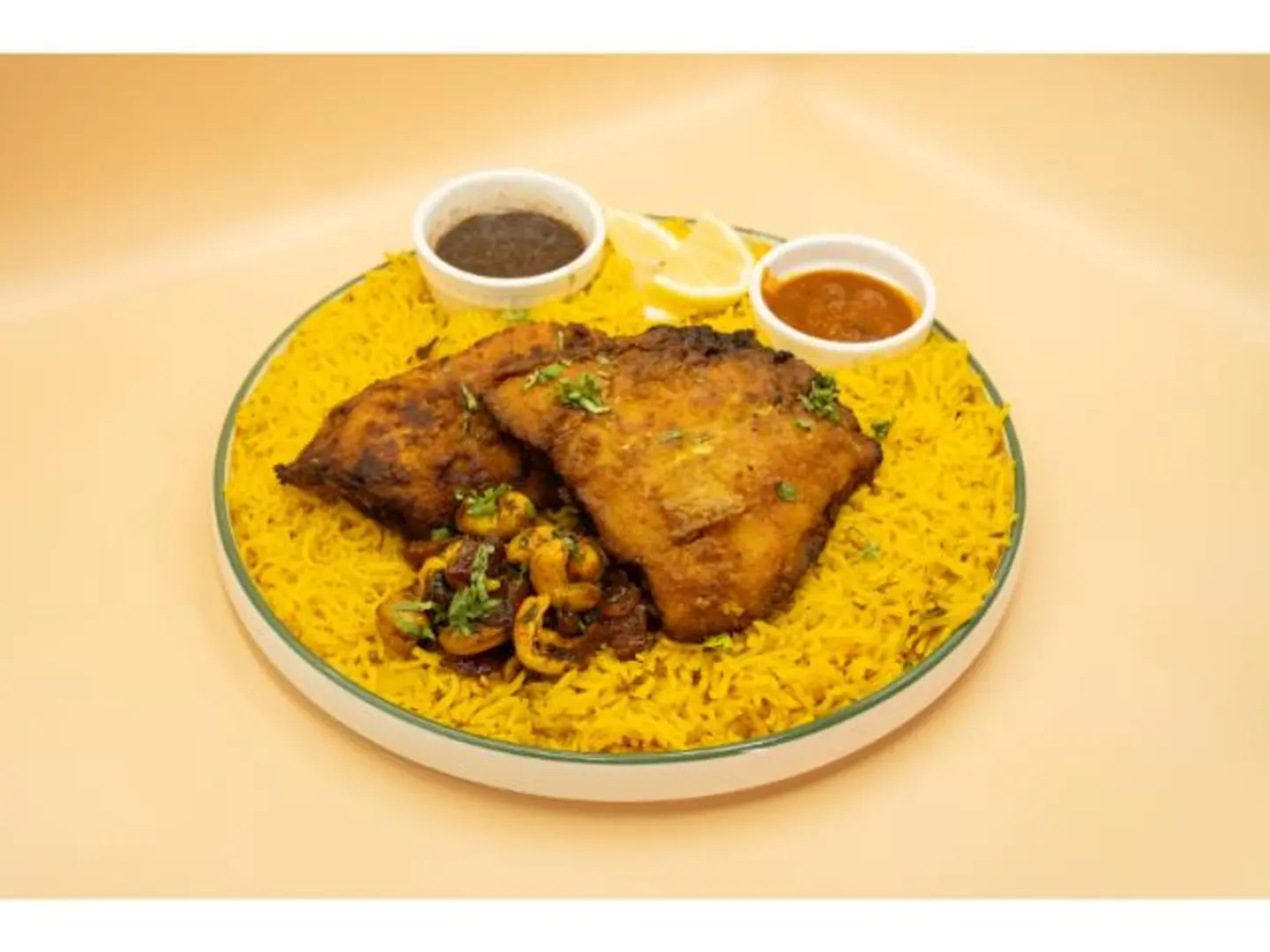 سمك سانتوريني بالارز الحجازي المبهر