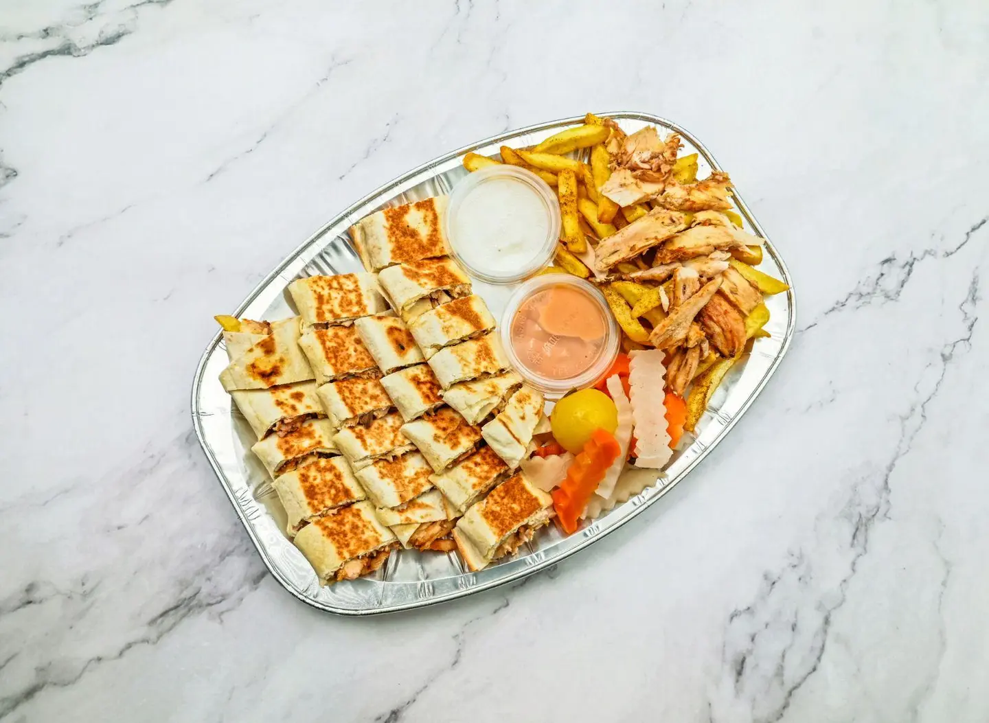 صحن عربي كبير