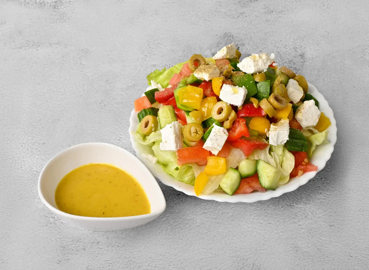 سلطة يونانية