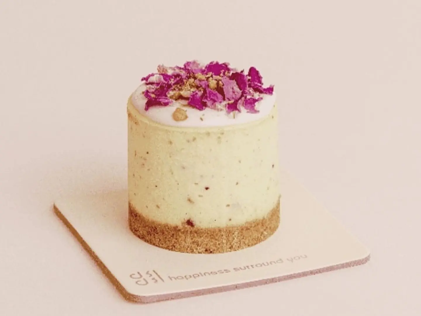 ميني تشيز كيك فستق بالورد