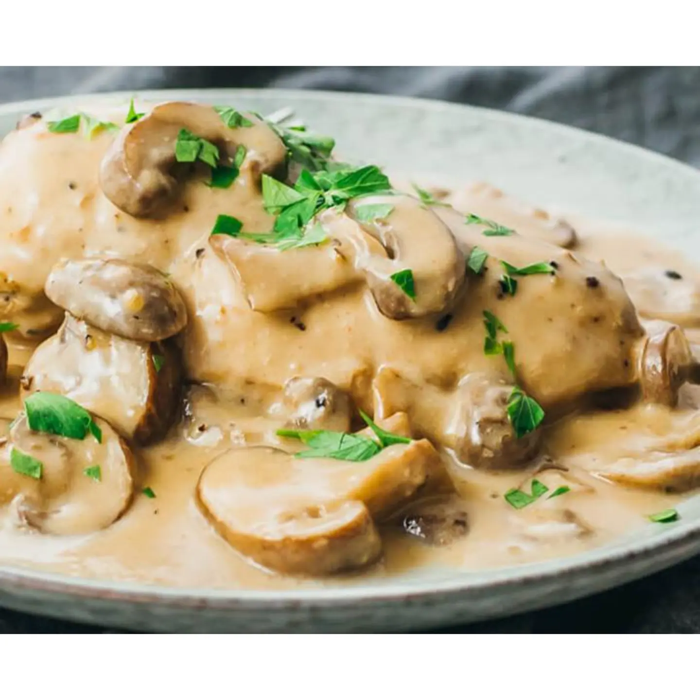 Chicken Breasts With Cream And Mushroom