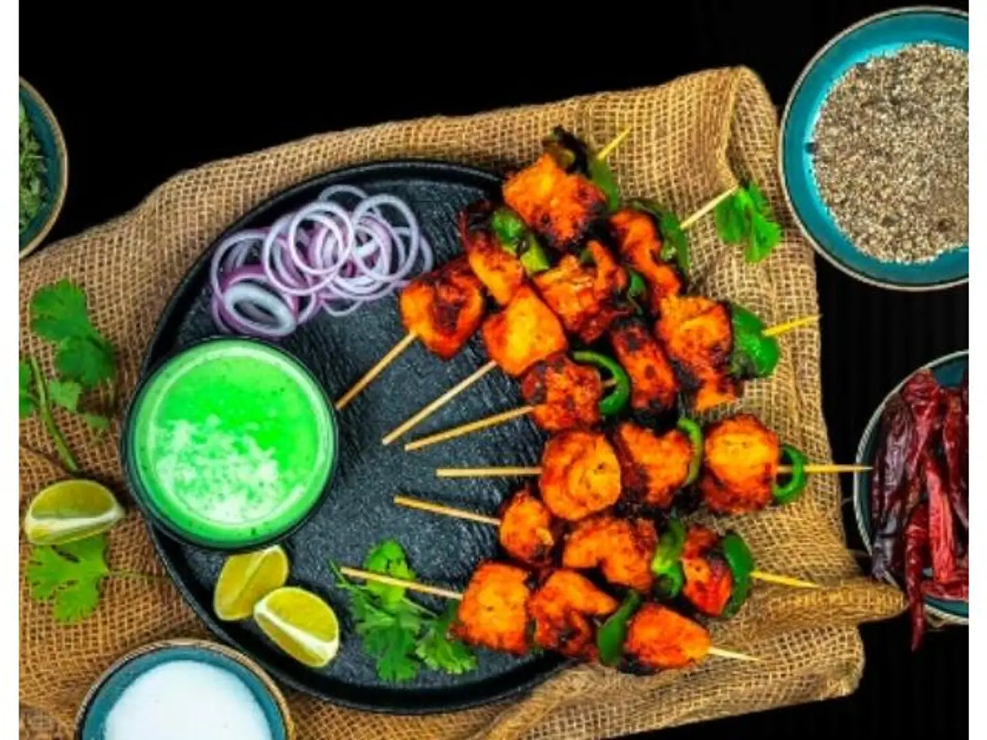 Chicken Tikka Platter Half Kilo