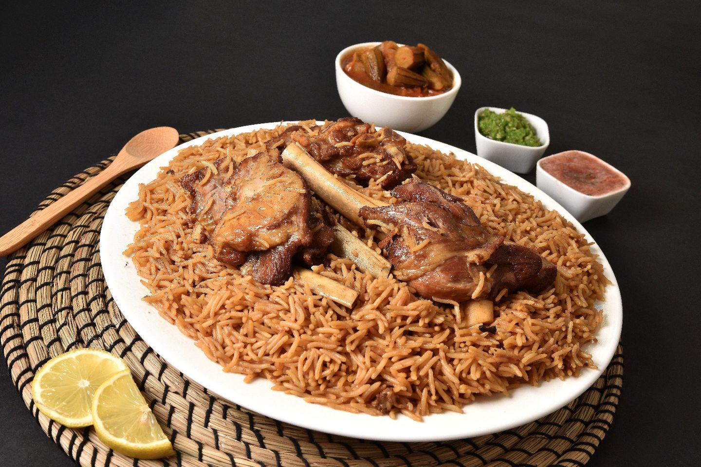 Maktoum Tais Meat