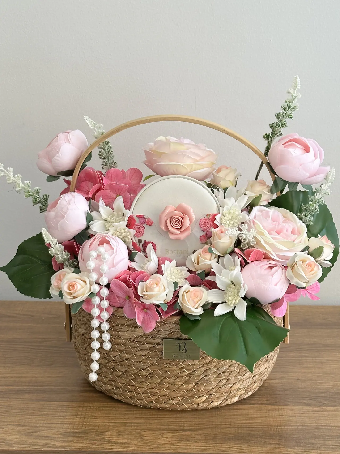 Pearl Rose Basket