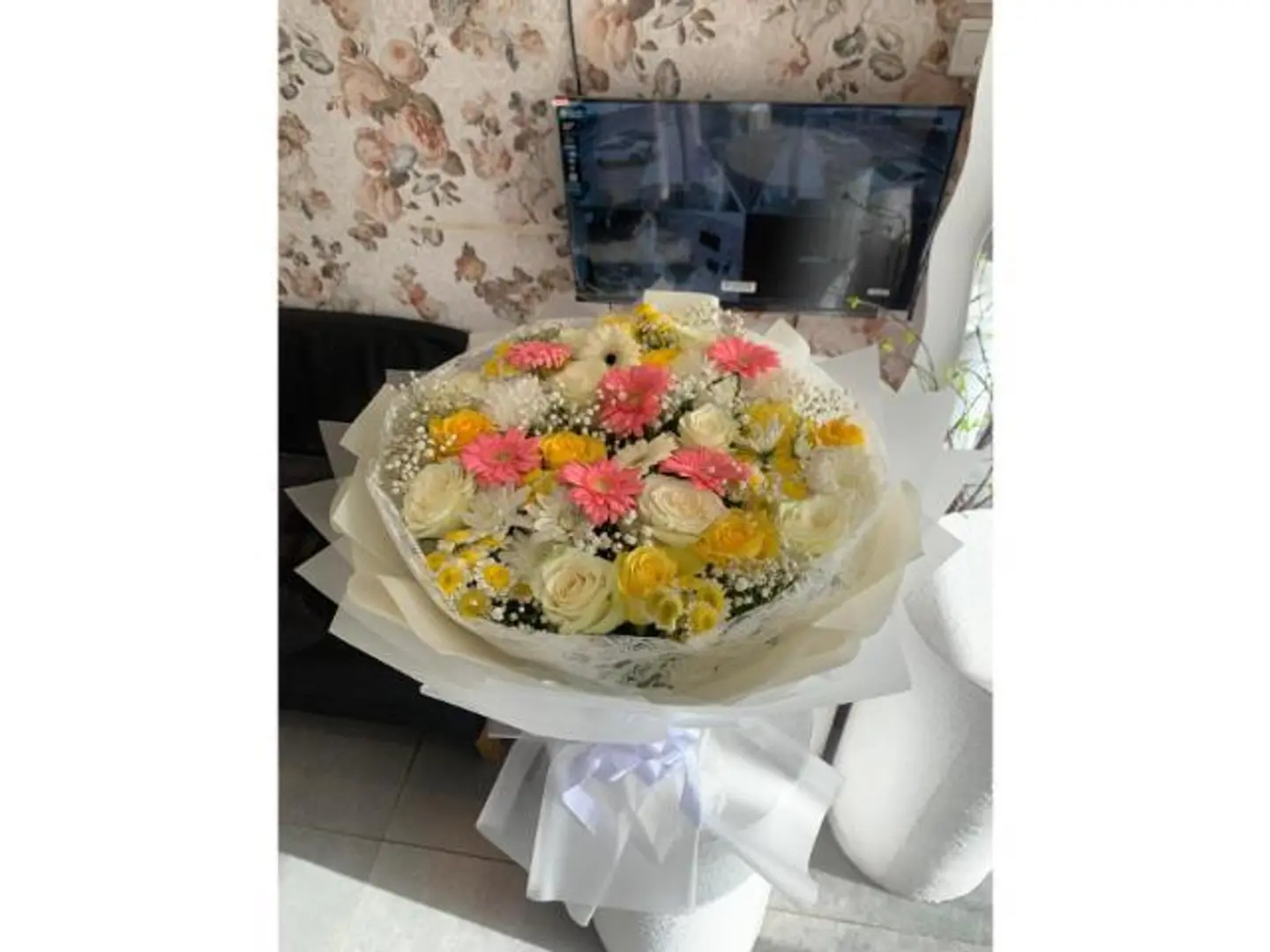 Gerbera And Chrysanthemum Base Wrap