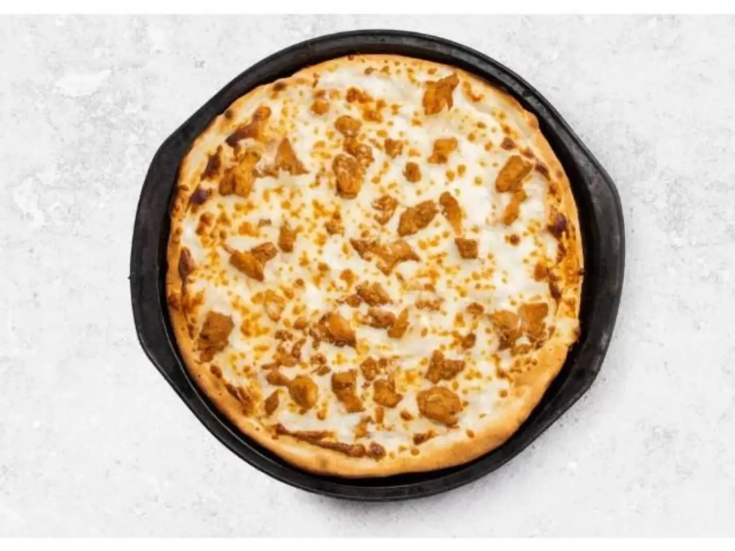 بيتزا قطع دجاج و جبنة سائل