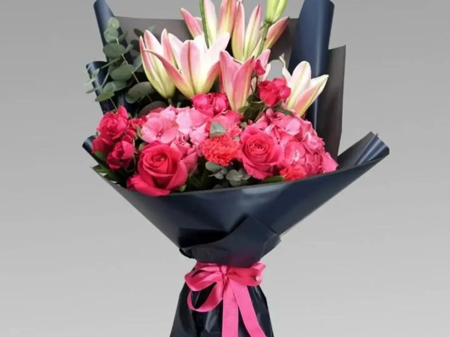 باقة السحر الوردي