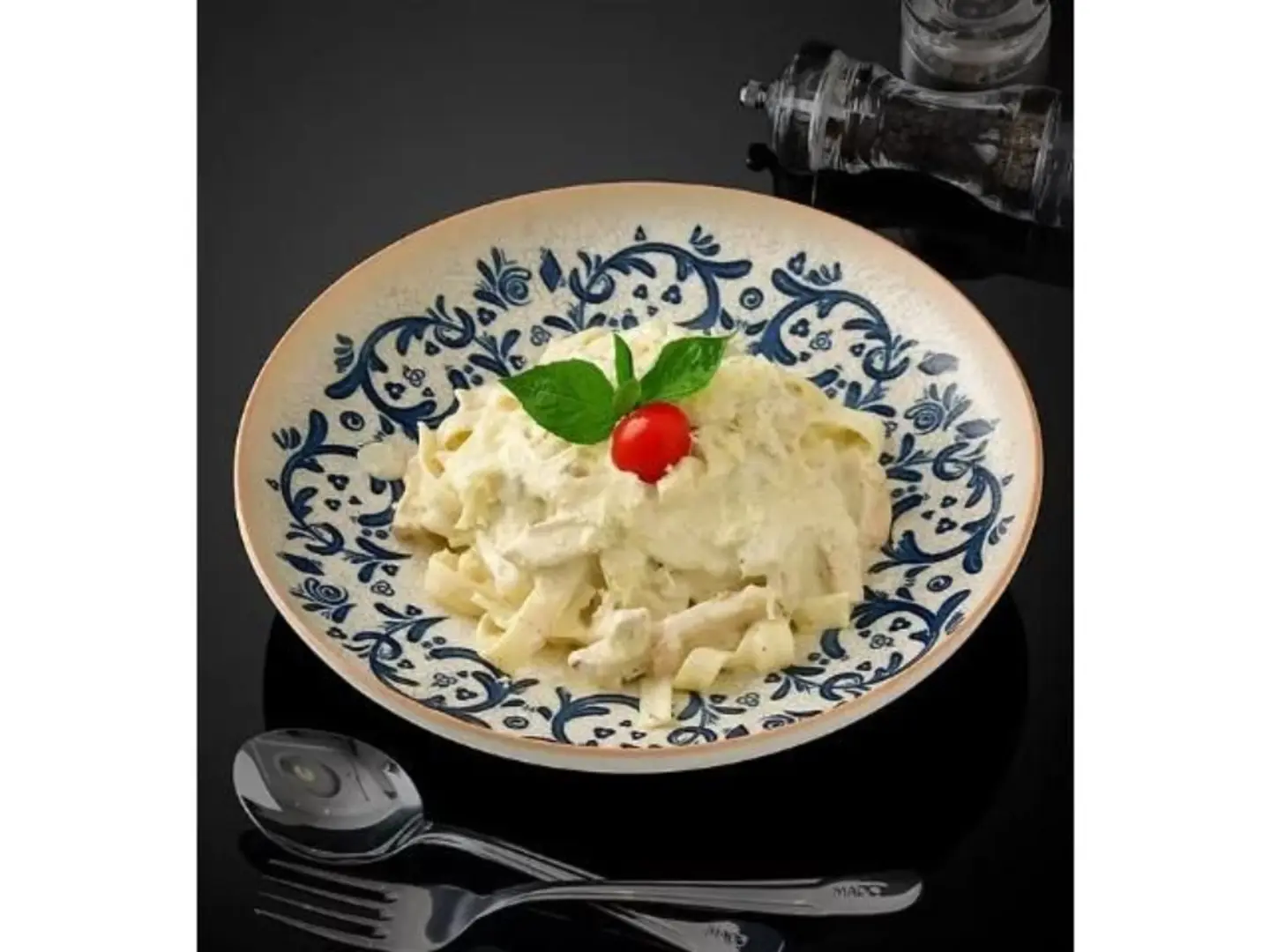 Fettuccine Alfredo