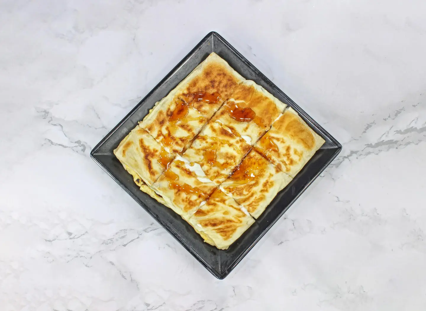 Labnah With Honey Mutabbak