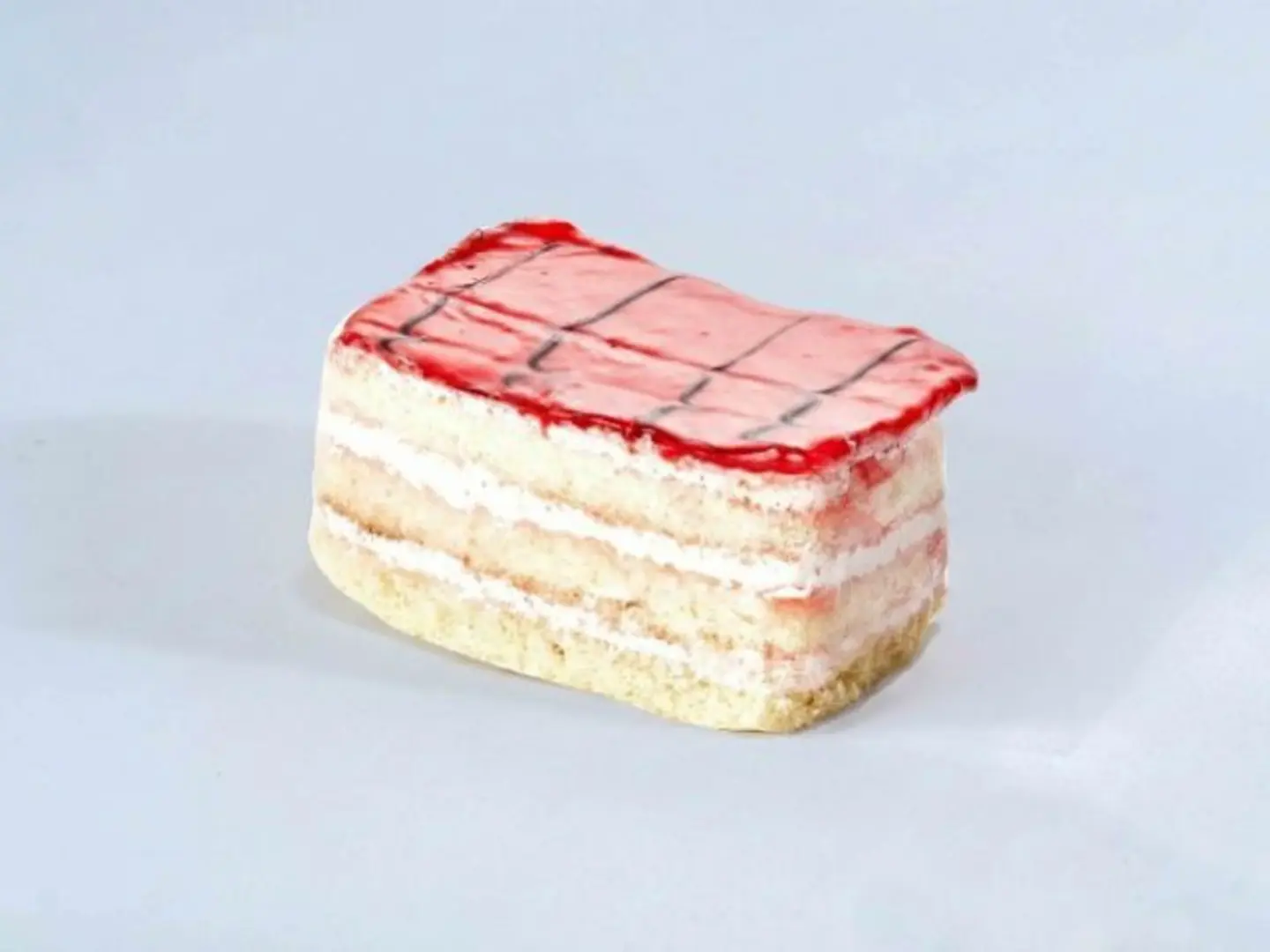 قطعة كيك فراولة