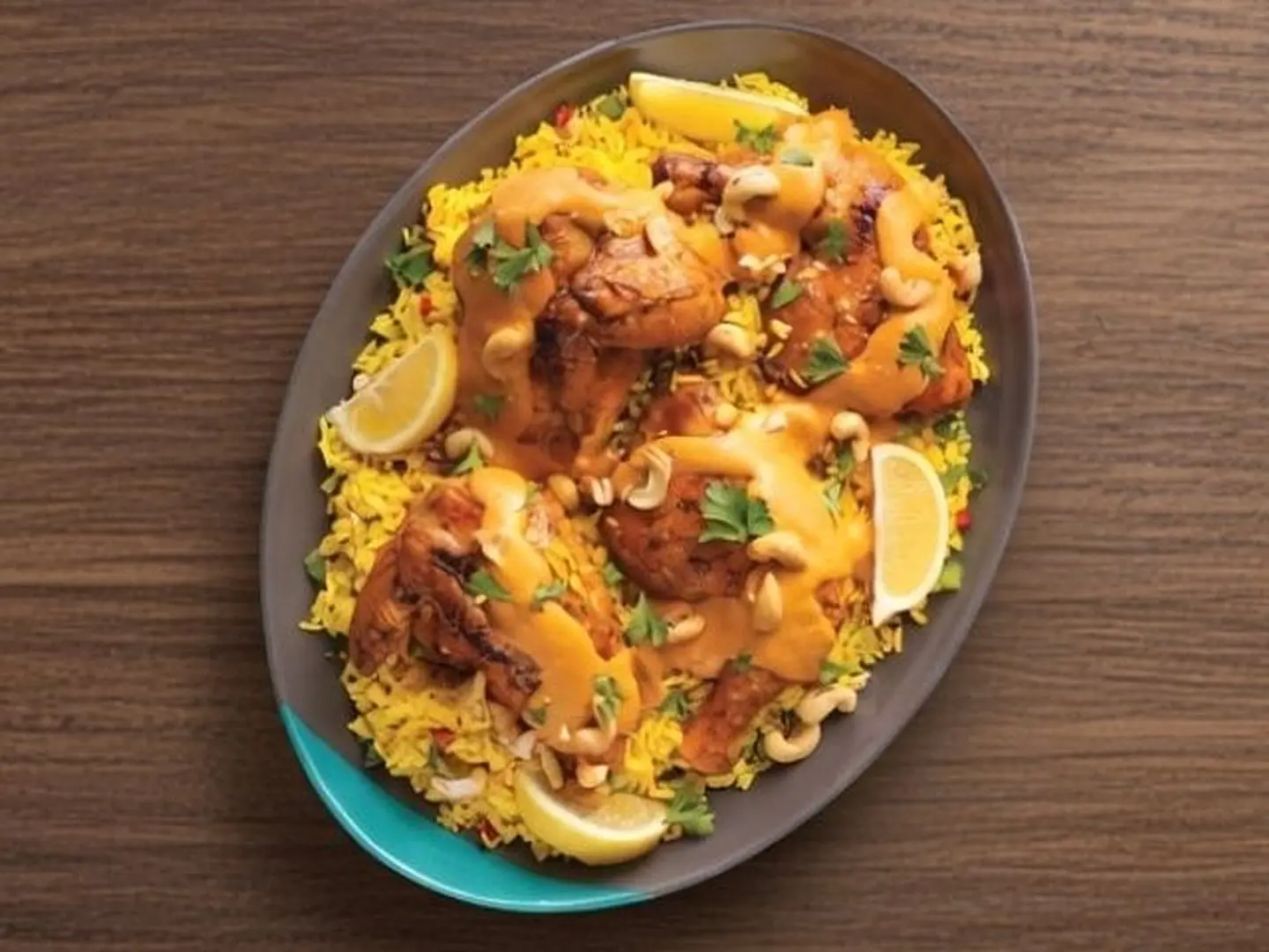 Cashew Chicken Arroz Platter