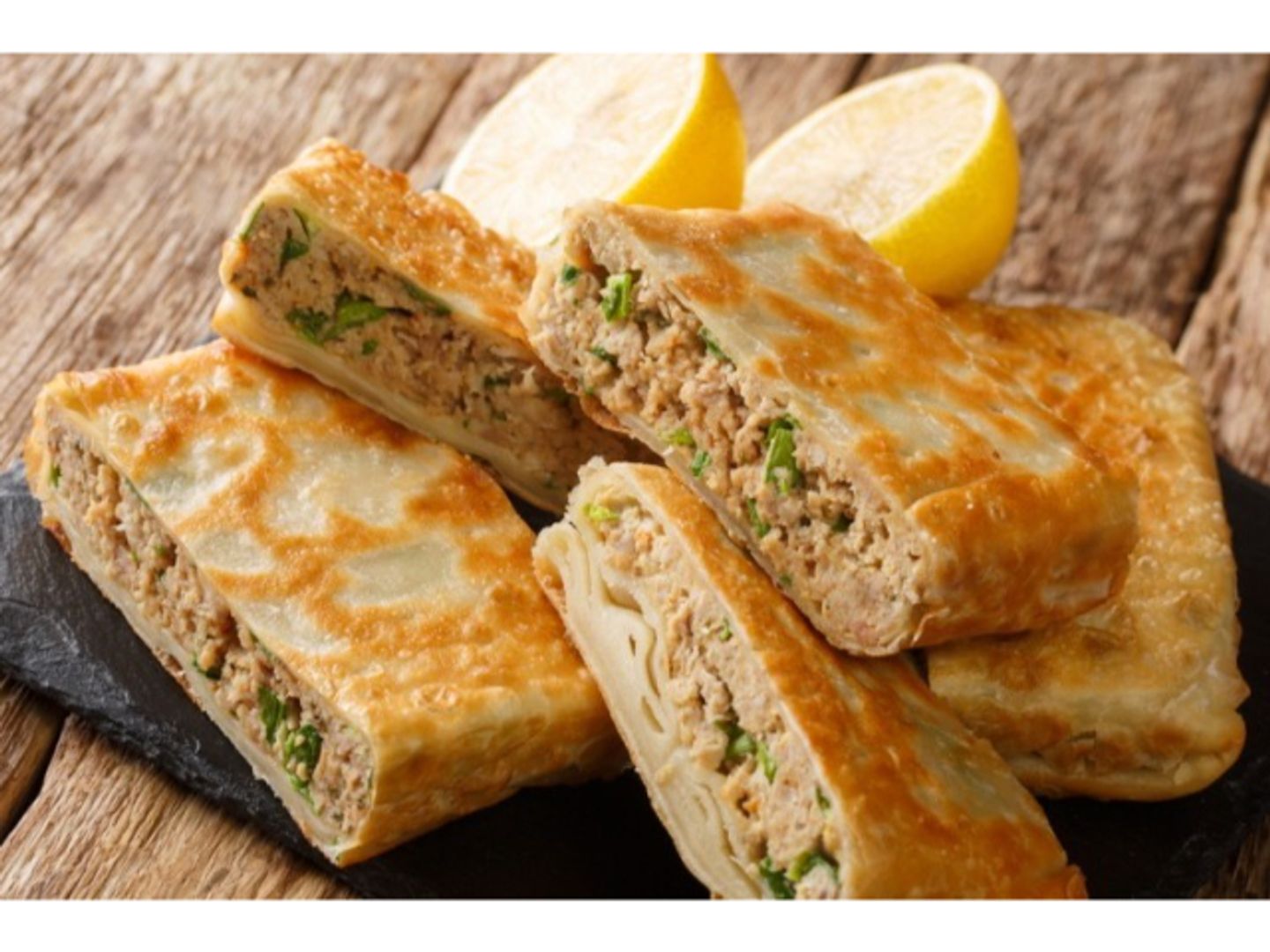مطبق مالح لحم وجبن