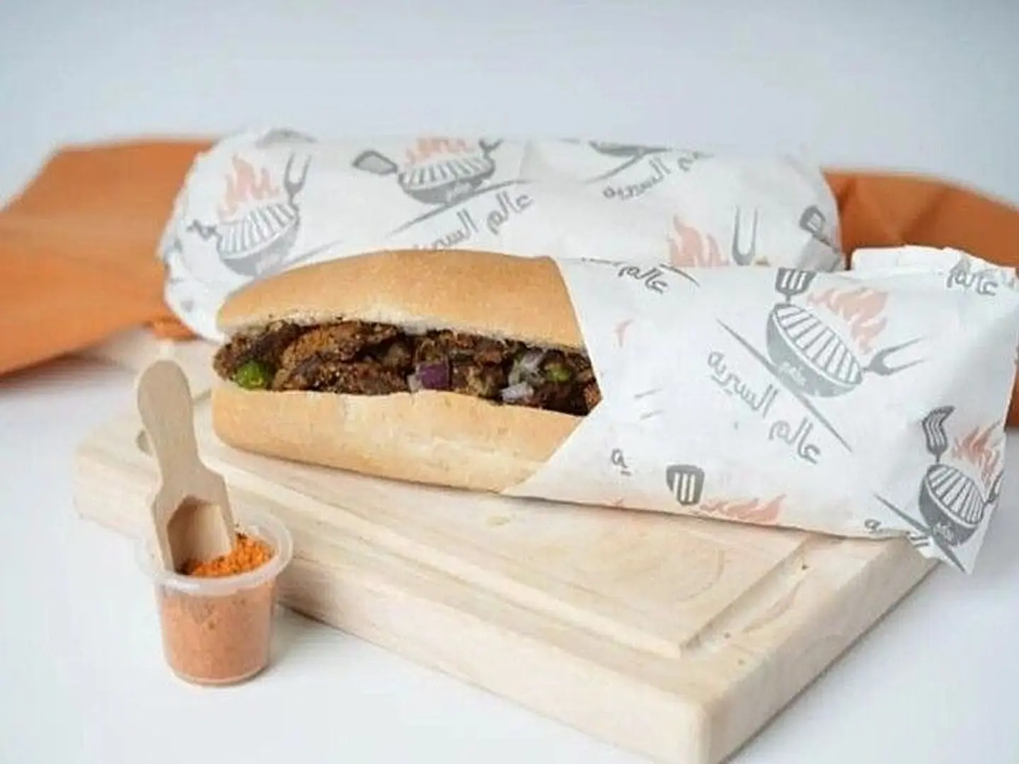 ساندوتش سيرية لحم