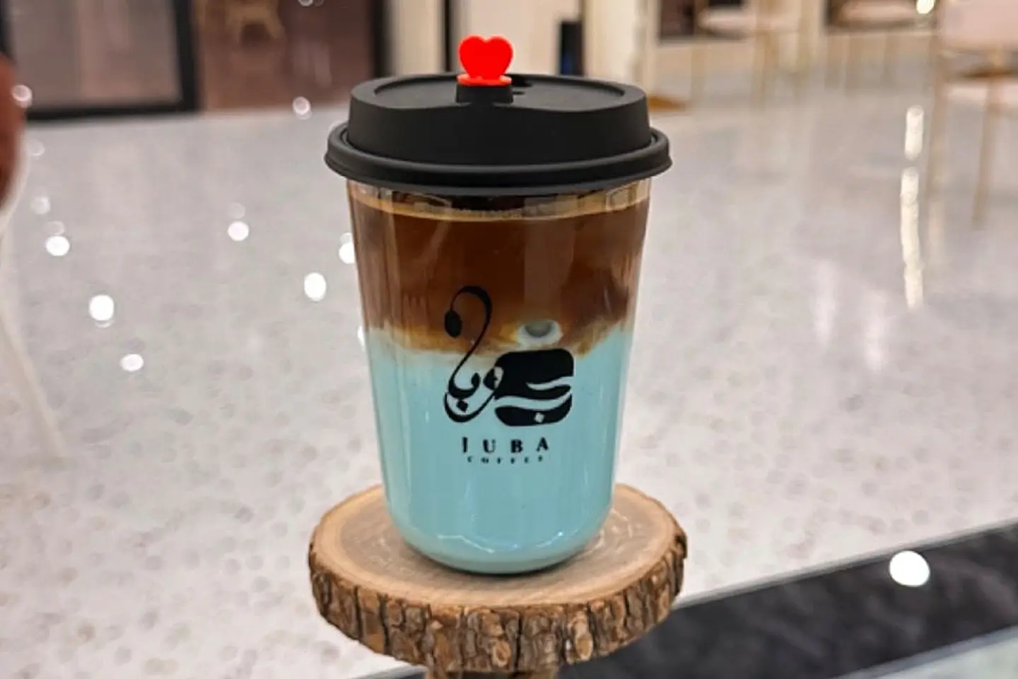 أيس لاتيه بلو بيري