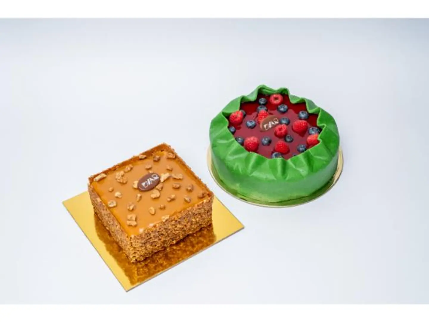 Medium Berry Cake Carrot Festival Cake