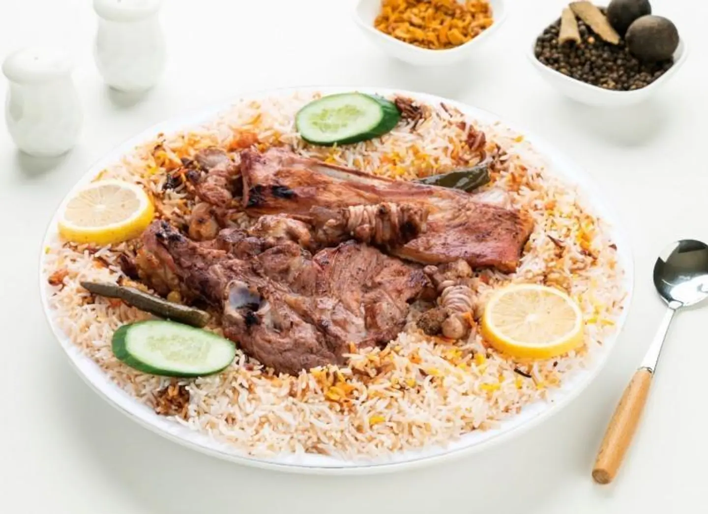 نفر لحم تيوس حري مظبي