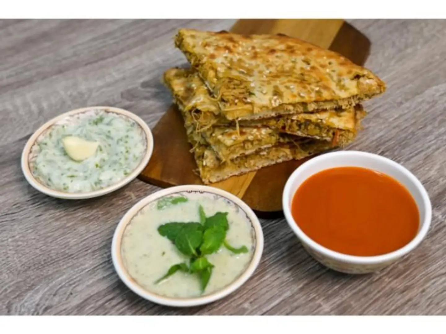 خبز نان كاراهي دجاج منزوع العظم