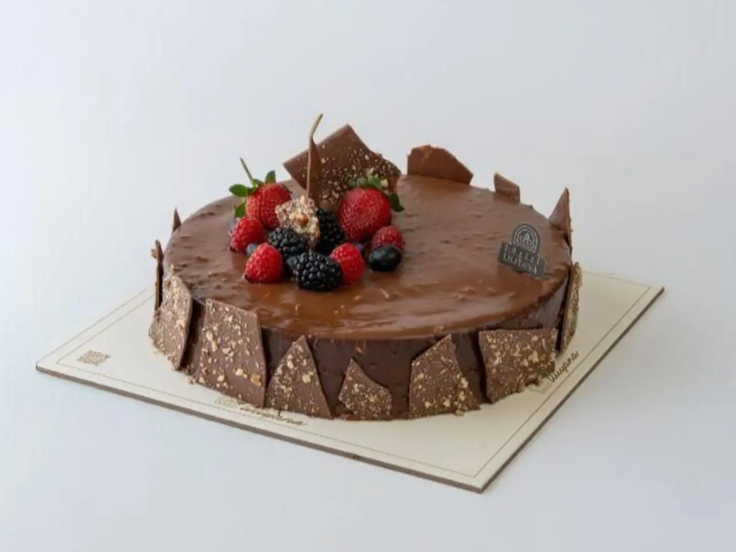 Roche Cake
