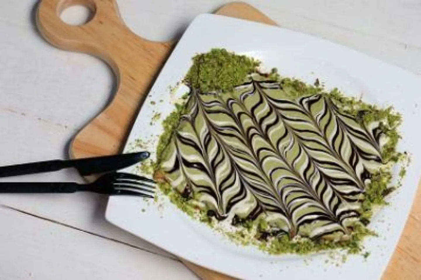 Pistachio Crepe