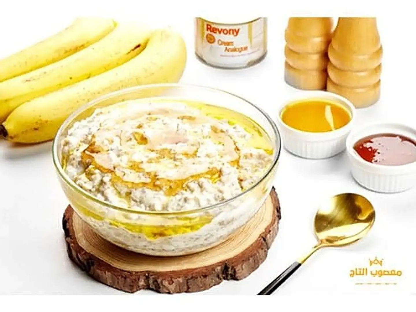 معصوب قشطة بالموز والتمر