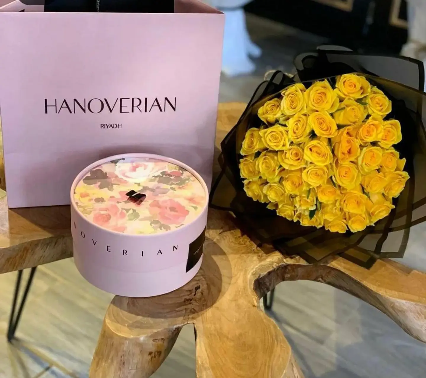 باقة الجوري وشوكلت هانوفيرين