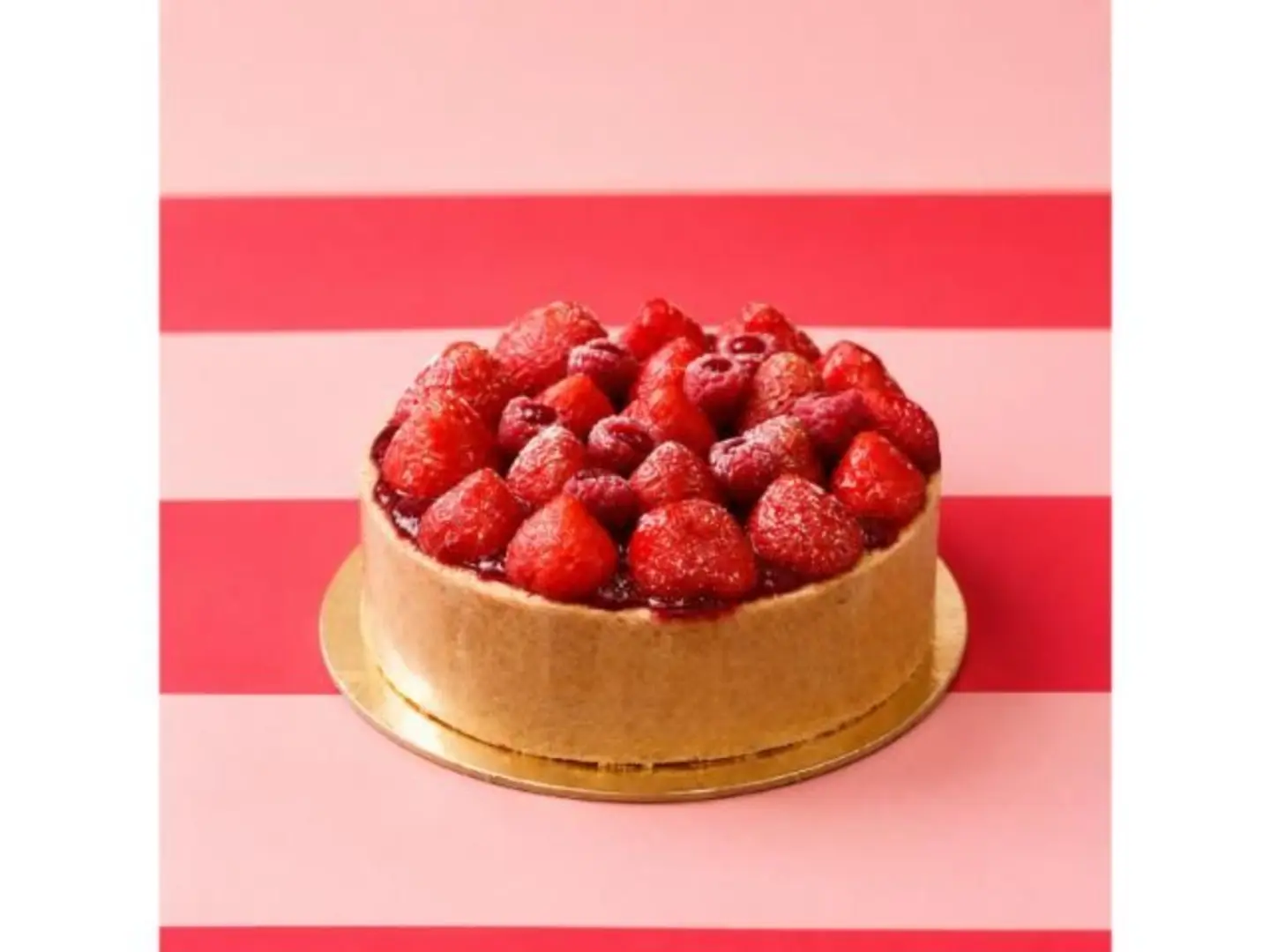 Strawberry Cake
