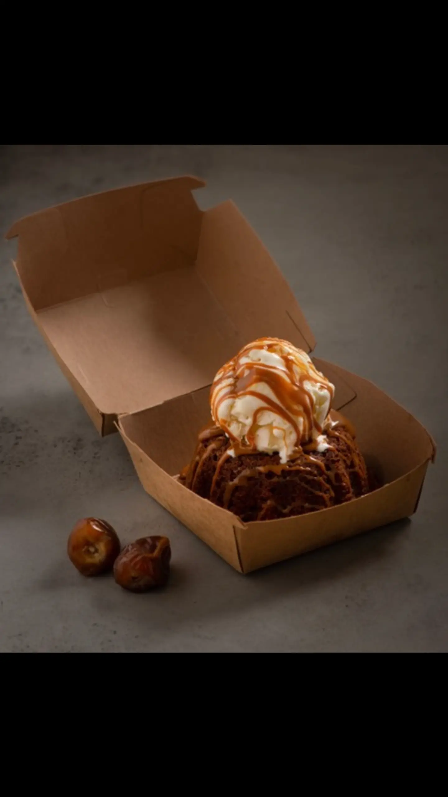 Hot Mini Date Cake With Caramel, Ice Cream And Pecans
