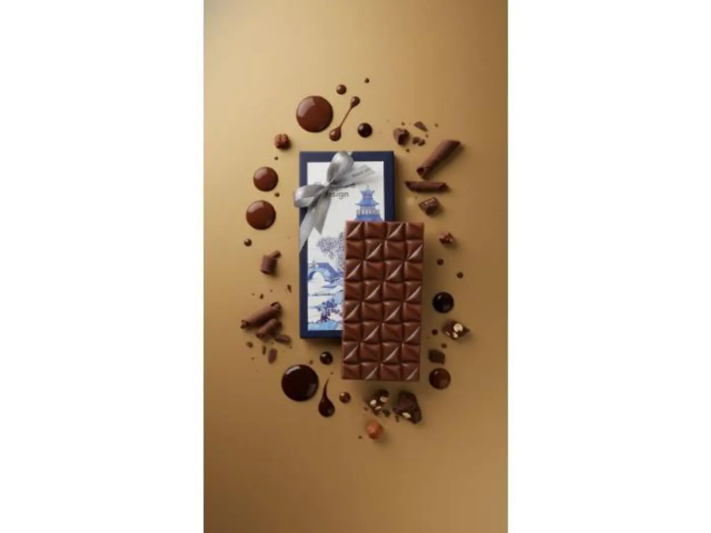 شوكلت بار ازرق 100 جرام