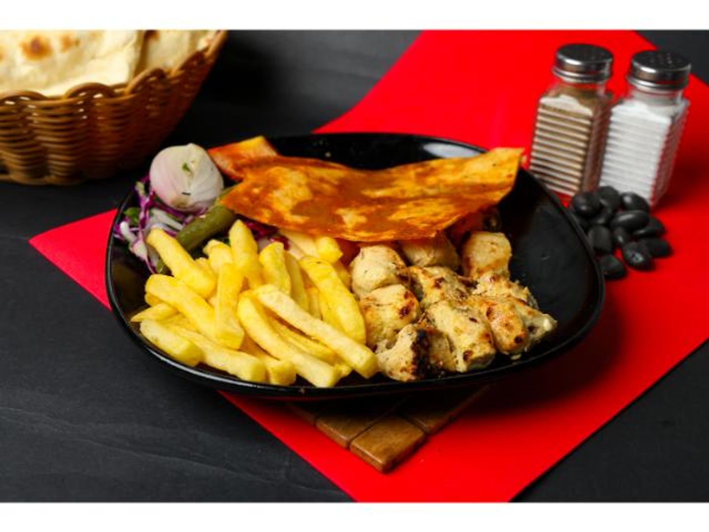 Shish Tawouk With Yogurt