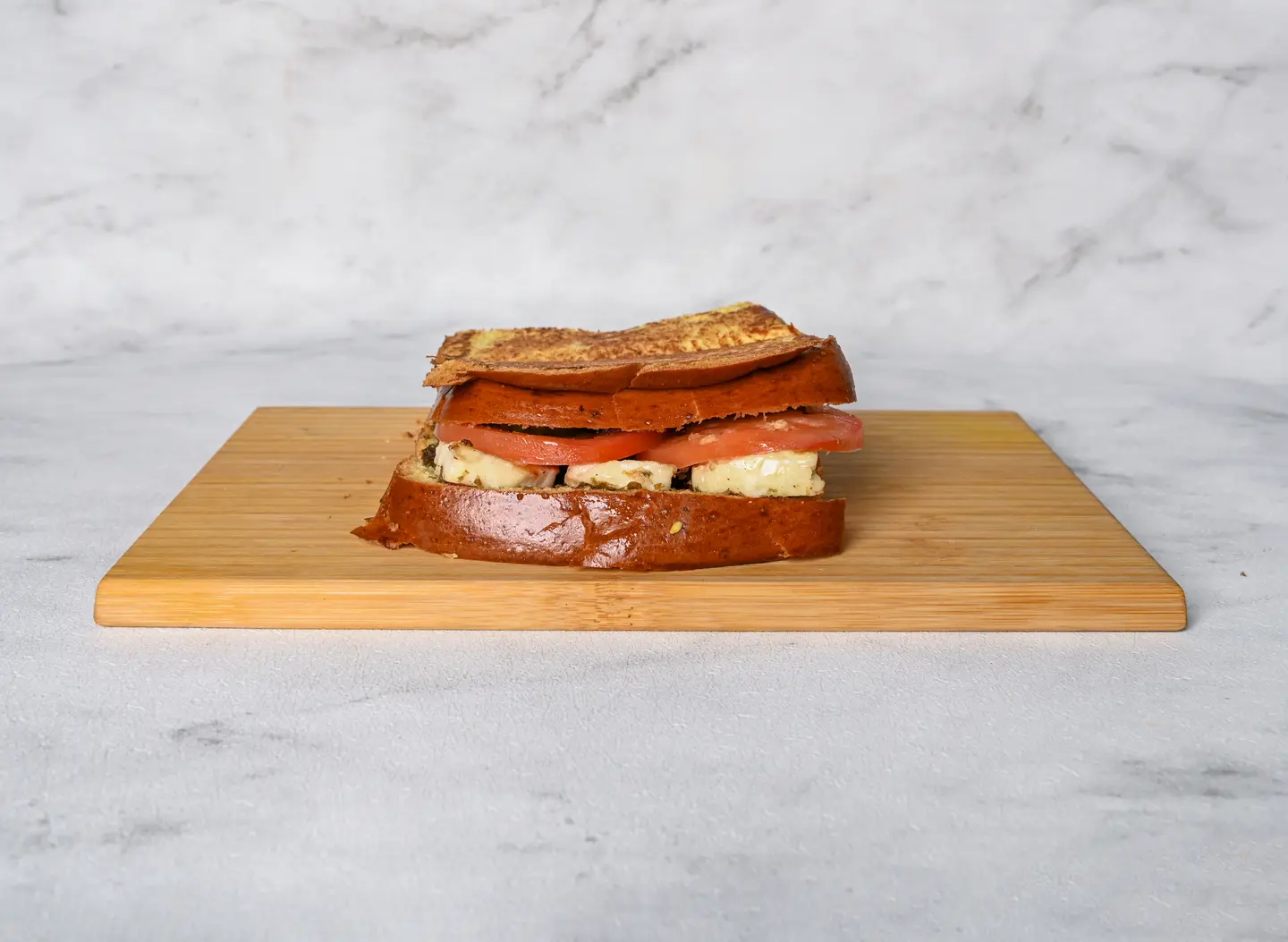 حلوم مشوي ساندوش لي