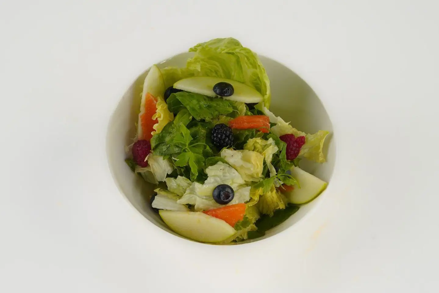 Green Salad With Fruits