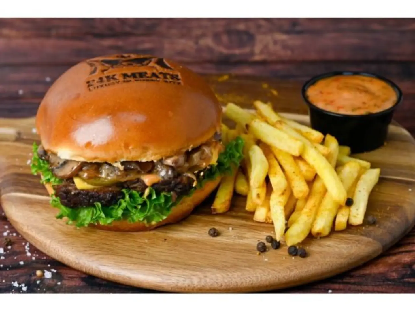 24 K Brisket Slices Burger