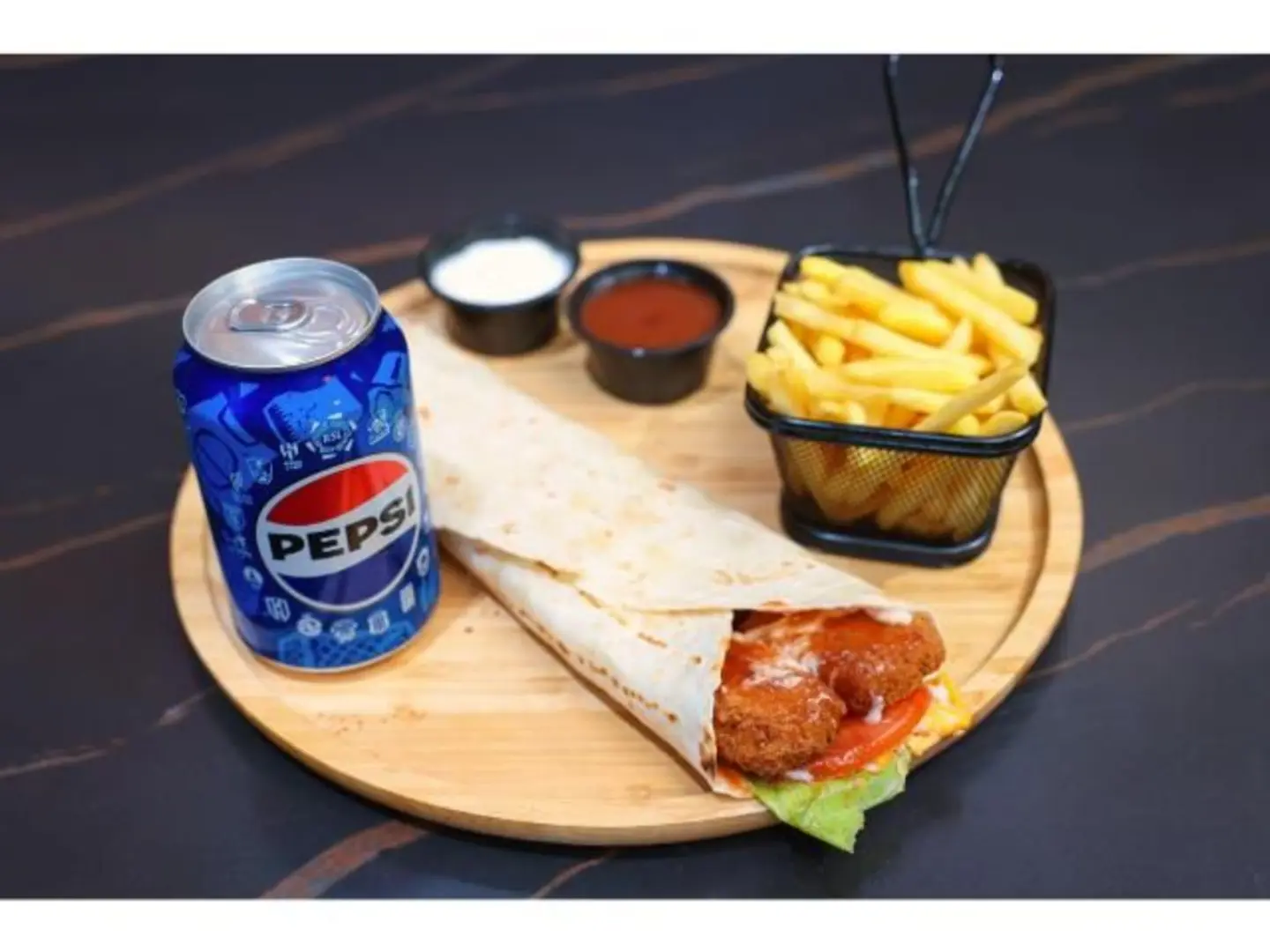 Large Pulled Chicken Twister Meal (6 Pulled Pieces)