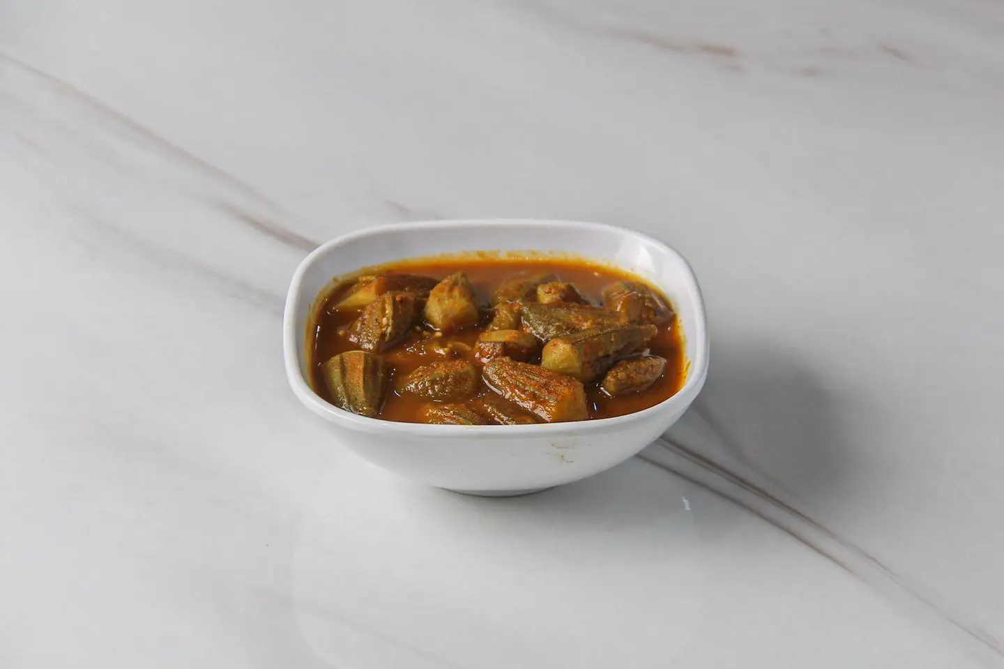 ايدام بامية