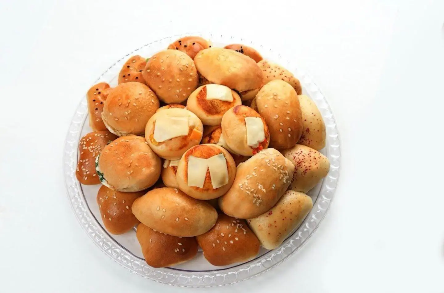 Assorted Pastries Plate, Half Kilo