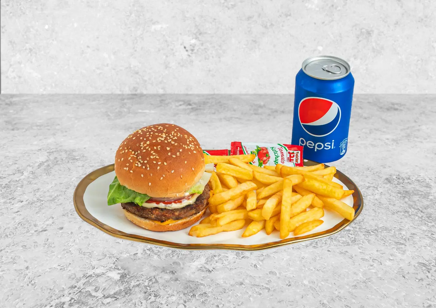 برجر لحم بالجبن وجبة